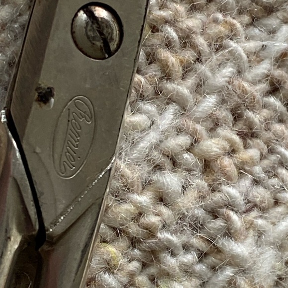 Vintage Scissors (4 Pairs) - Picture 10 of 10